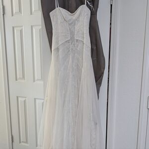 BCBGMaxAzria Chic White Dress